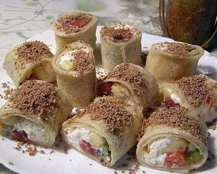 Роллы творожные, с фруктами