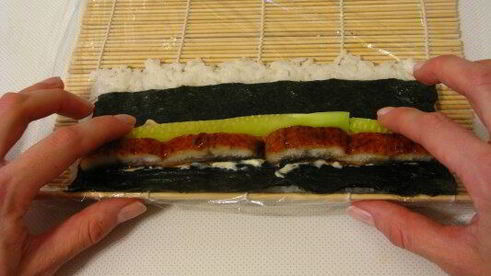 саимаки — роллы наизнанку