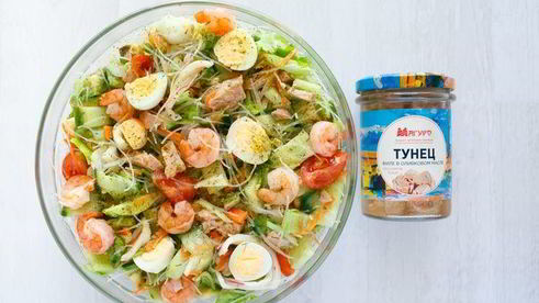 спринг-роллы с кальмарами и тунцом