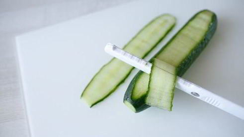 спринг-роллы с кальмарами и тунцом