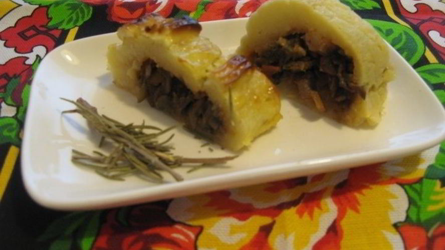 Рецепт картофельного рулета с овощами