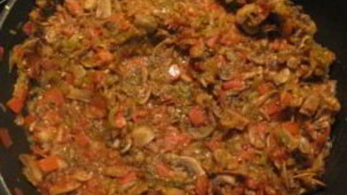 картофельный рулет с овощами