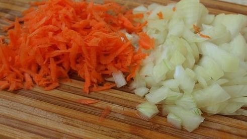 куриные рулетики с плавленным сыром