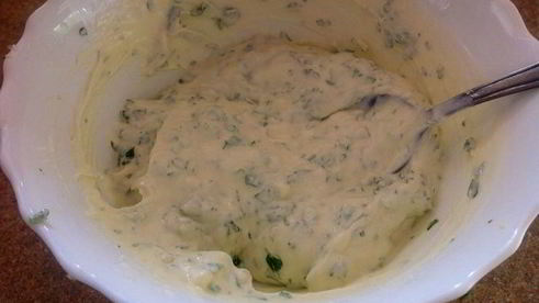 куриные творожные рулетики с цукини, запеченные с маринованной молодой морковью