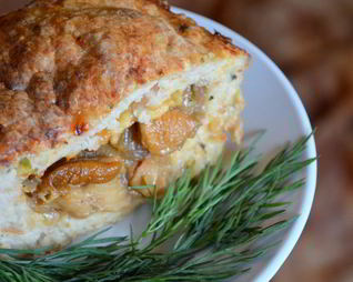 Мясной рулет с белыми грибами