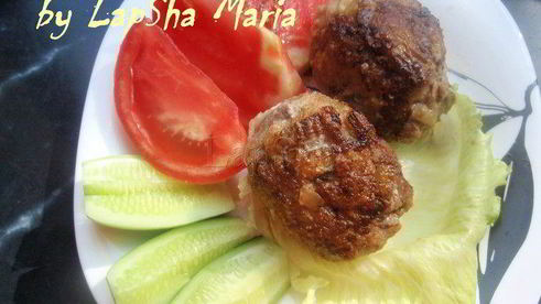 мясной рулет с грибами и кабачком