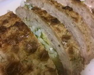 Мясной рулет с яйцами с сырной корочкой