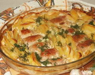 Мясные рулетики с картофелем в сливках