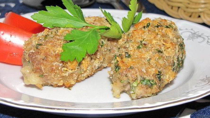 Рецепт мясных рулетиков с сыром