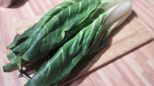 разноцветный рулет из лососевой форели