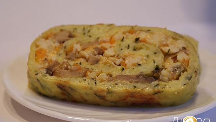 Рецепт рулета из кабачка с курицей и грибами