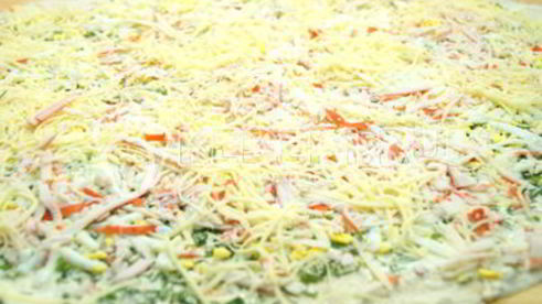 рулет из лаваша с крабовыми палочками