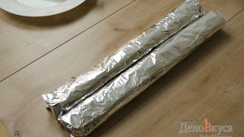 рулет из лаваша с тунцом и зеленым салатом