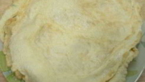 рулетики из яичных блинчиков