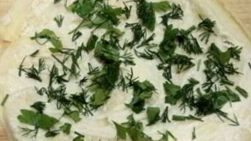 рулетики из яичных блинчиков