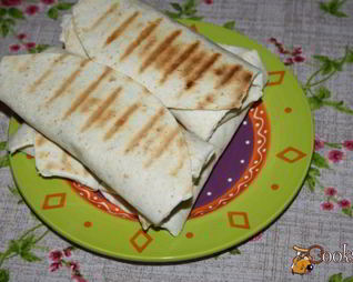 Домашняя шаурма с курицей