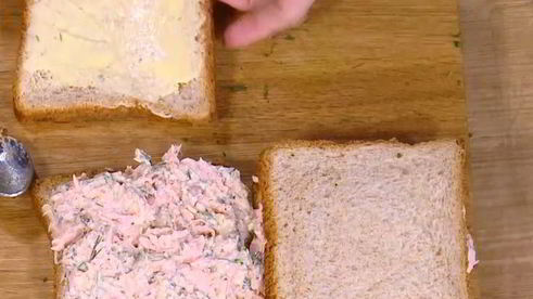 горячие сэндвичи с семгой