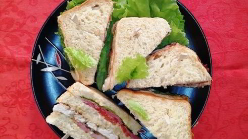 клаб-сэндвичи с хлебом из булгура