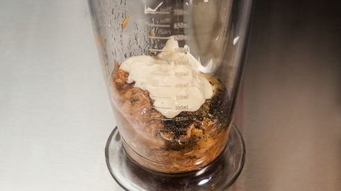 открытый сэндвич с тунцом