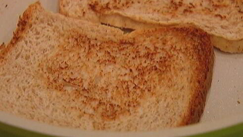 сэндвич с индейкой и беконом