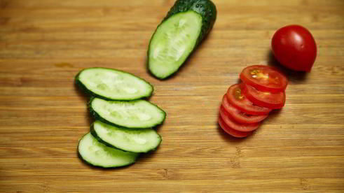 сэндвич с курицей и овощами-гриль