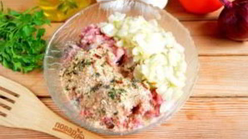 сэндвич с мясными шариками