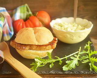 Сэндвичи барбекю со свининой и капустой