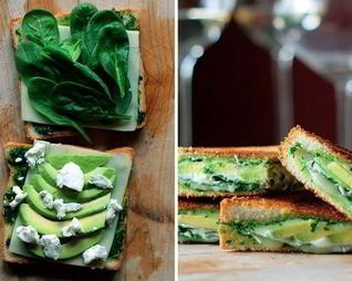 Жареный сэндвич с авокадо, шпинатом и сыром