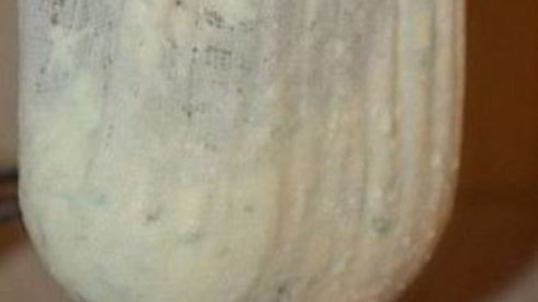 сыр с зеленью