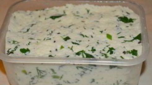 сыр с зеленью