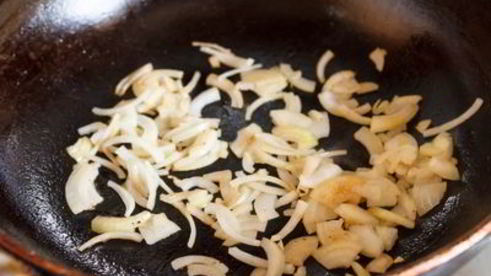 тарталетки с белыми грибами