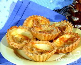 Тарталетки с камамбером