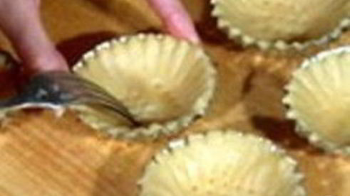 тарталетки с камамбером