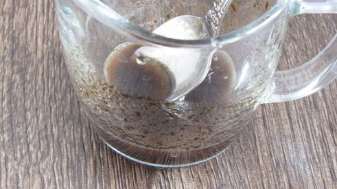 тарталетки с красным луком и сырным соусом