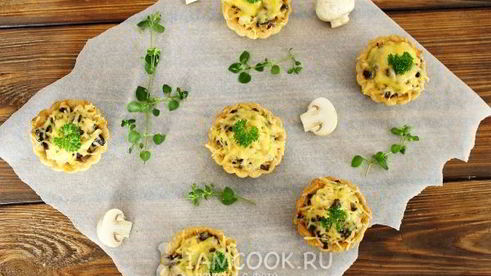 тарталетки с курицей и грибами