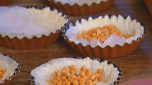 тарталетки с рикоттой и руколой