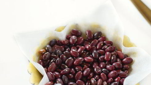 тарталетки с заварным кремом и клубникой