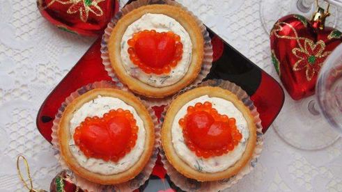 закуска в тарталетках с несладкой начинкой для влюбленных