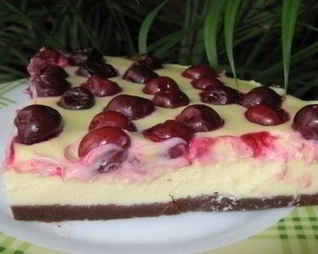 Нежный тарт с вишней и творогом