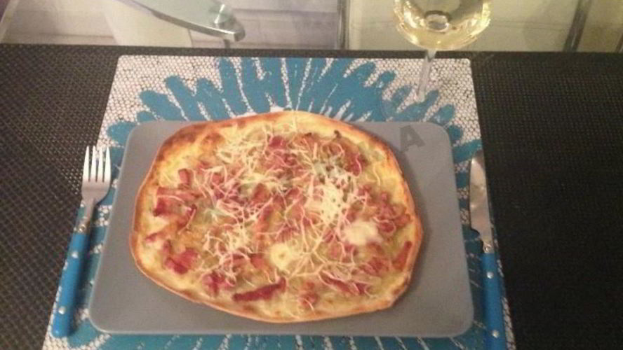 Рецепт тарта фламбе с беконом