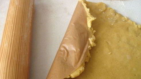 тарт с франжипаном и карамелизованной грушей