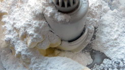 тарт с маскарпоне, инжиром и медовым соусом