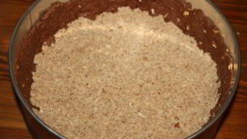 тарт с миндалем и молочным шоколадом