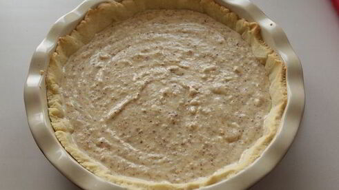 тарт с миндалем и яблоками