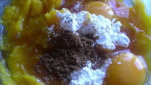 тарт с пряной тыквой, медом и карамелизированным миндалем