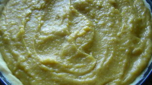 тарт с пряной тыквой, медом и карамелизированным миндалем