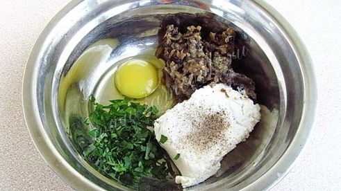 тартинки с грибами и творогом