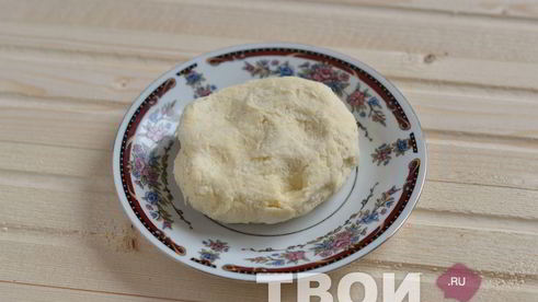 тарты с копченой курицей и шпинатом