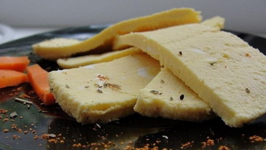 Рецепт творожного сыра иза кефиры и паприк