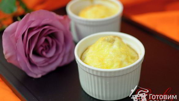 Рецепт Пикантной яичницы в формочках